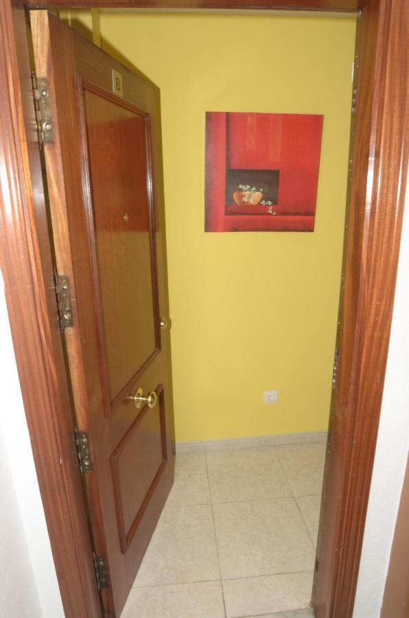 Habitacion Grande Con Terraza Privada, Malaga Centro Buitenkant foto