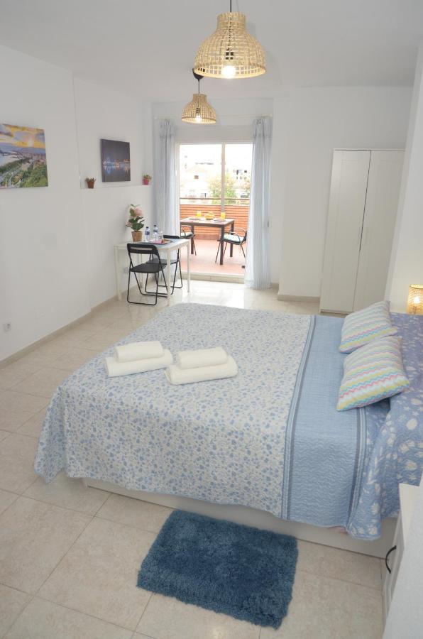 Habitacion Grande Con Terraza Privada, Malaga Centro Buitenkant foto