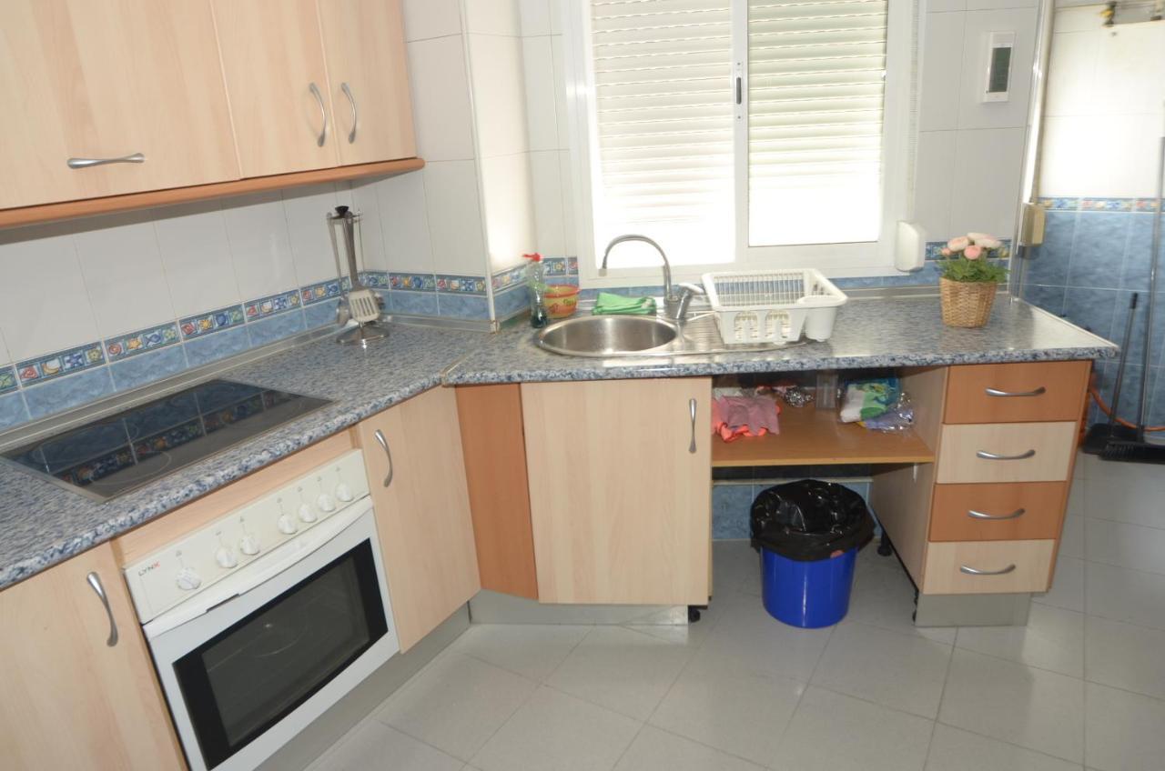 Habitacion Grande Con Terraza Privada, Malaga Centro Buitenkant foto
