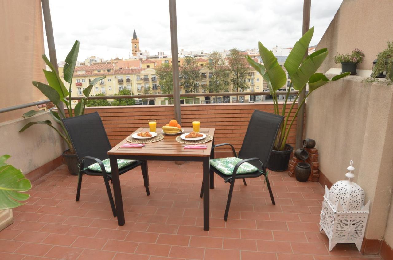 Habitacion Grande Con Terraza Privada, Malaga Centro Buitenkant foto