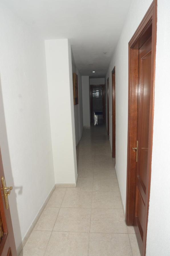 Habitacion Grande Con Terraza Privada, Malaga Centro Buitenkant foto