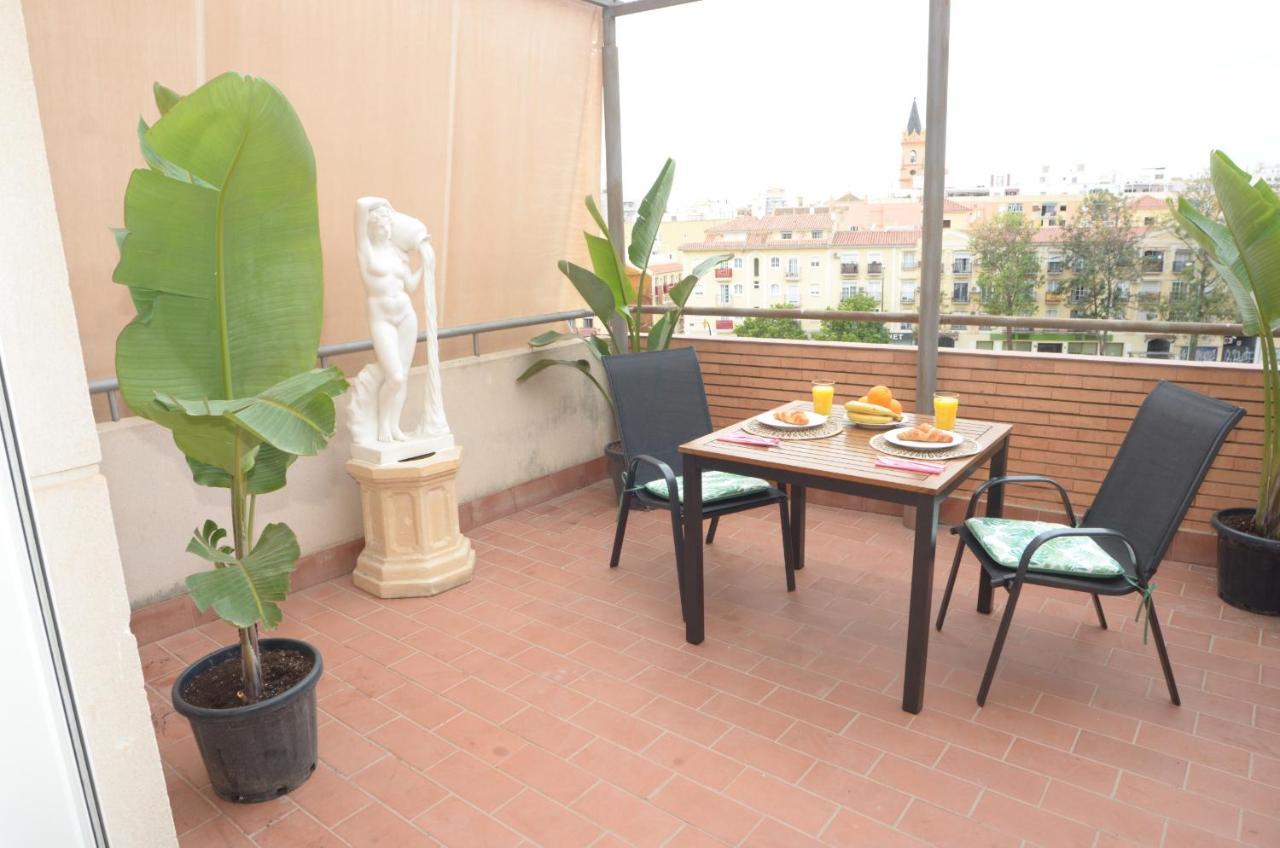Habitacion Grande Con Terraza Privada, Malaga Centro Buitenkant foto